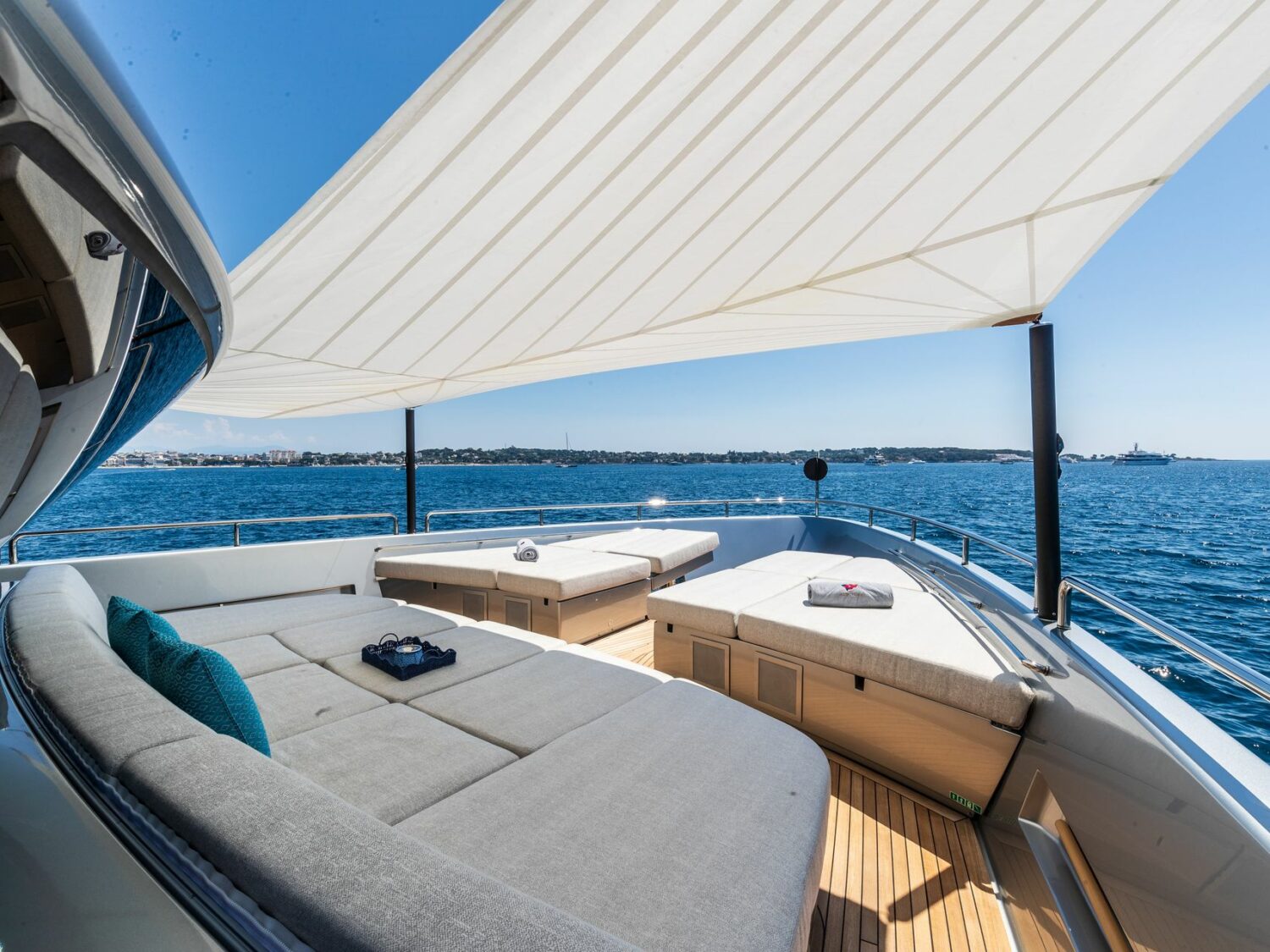 Yacht-charter-SANLORENZO_SX100_NEW_YORK_11