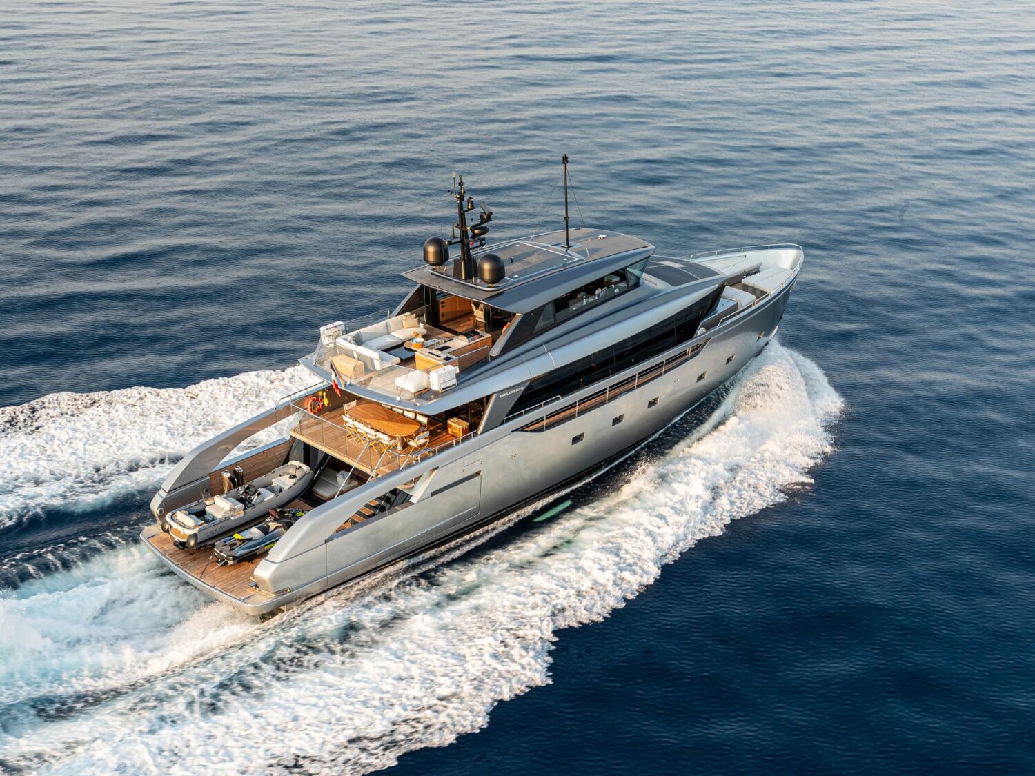 Yacht-charter-SANLORENZO_SX100_NEW_YORK_19