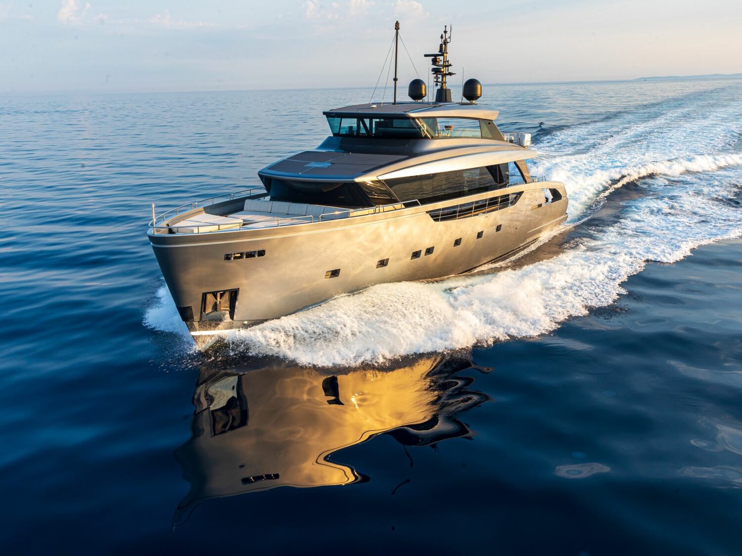 Yacht-charter-SANLORENZO_SX100_NEW_YORK_21