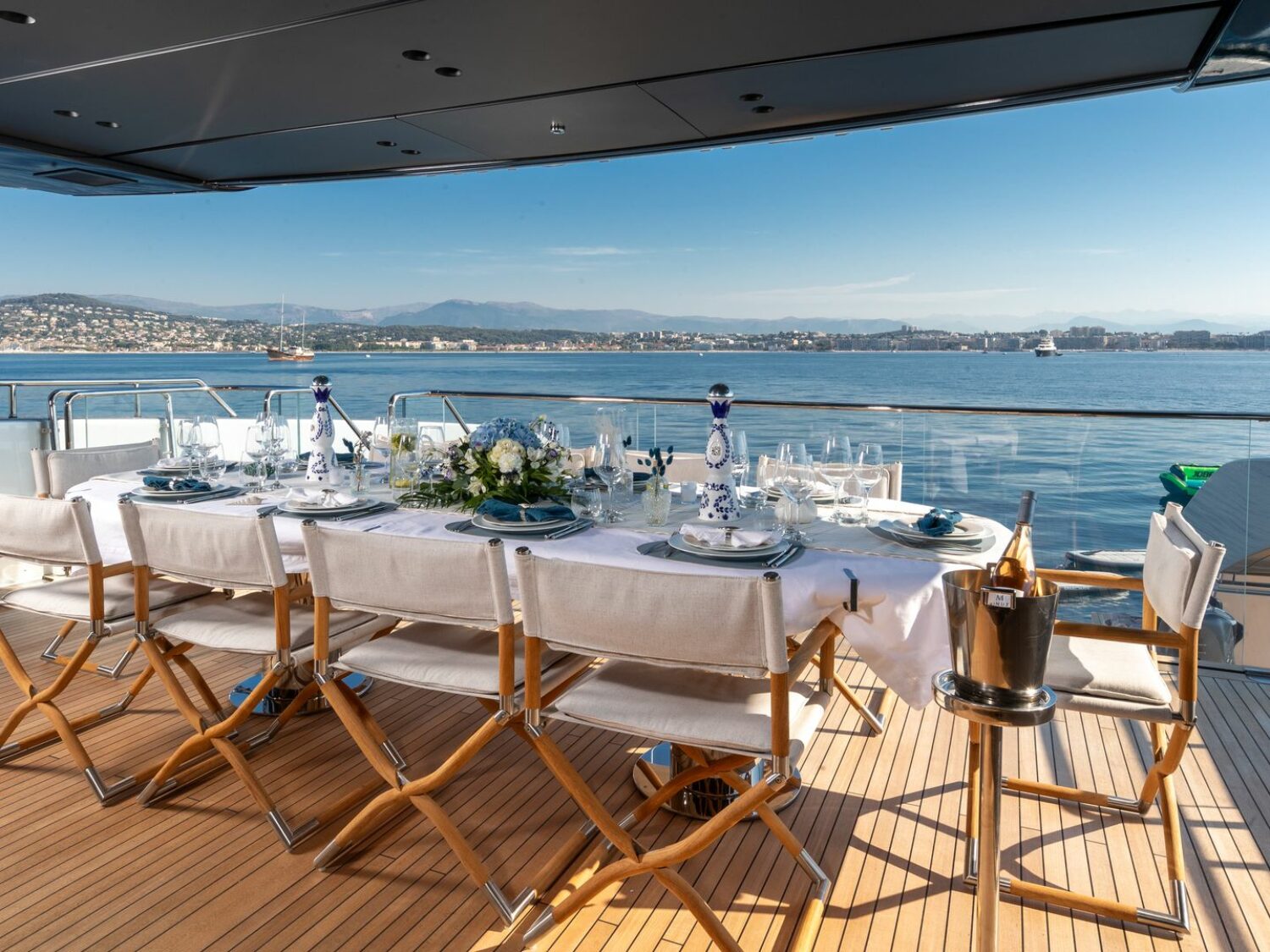 Yacht-charter-SANLORENZO_SX100_NEW_YORK_25