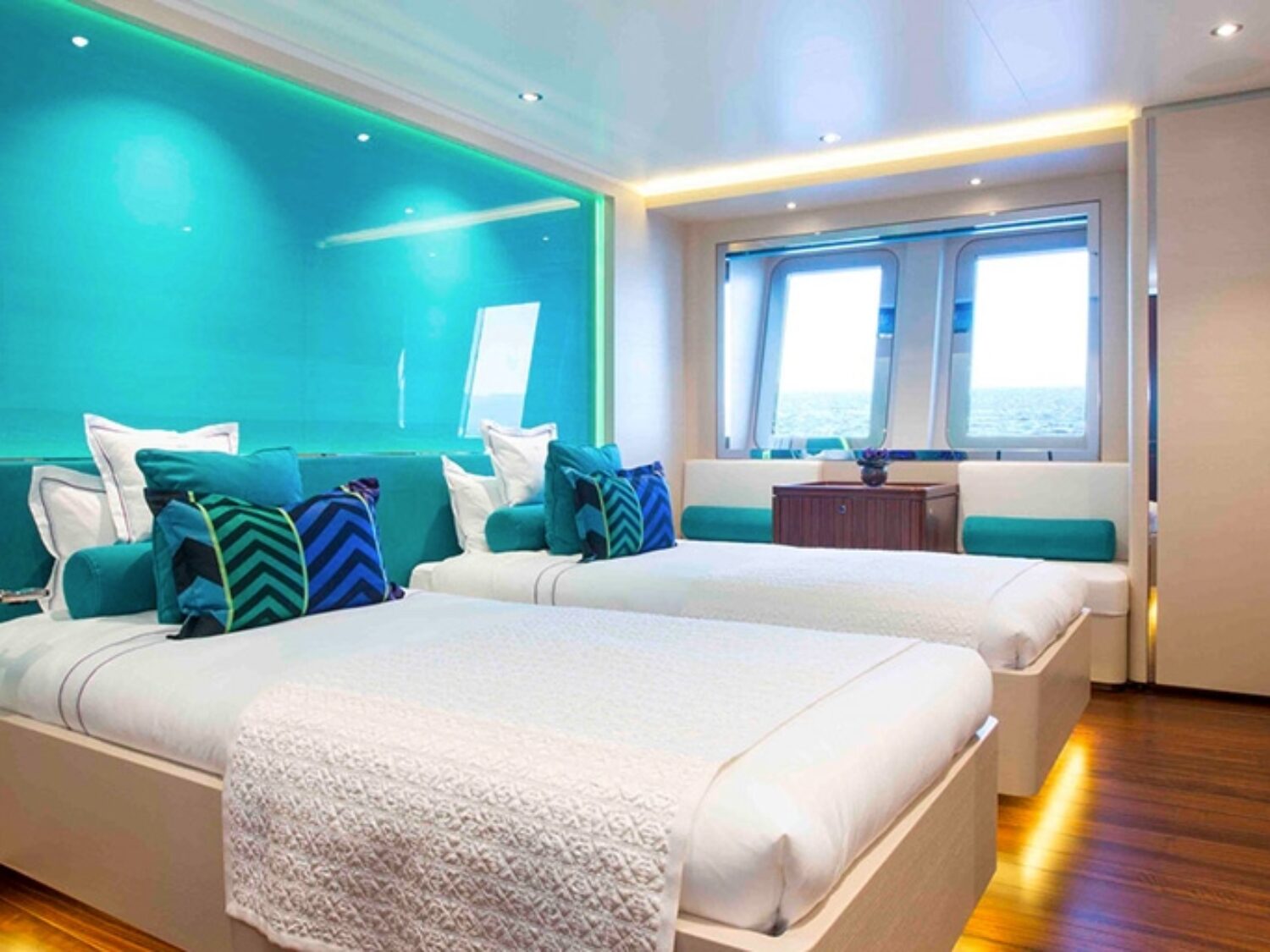 aqui-jo-yacht-charter-yachting-concept-09-1024x512