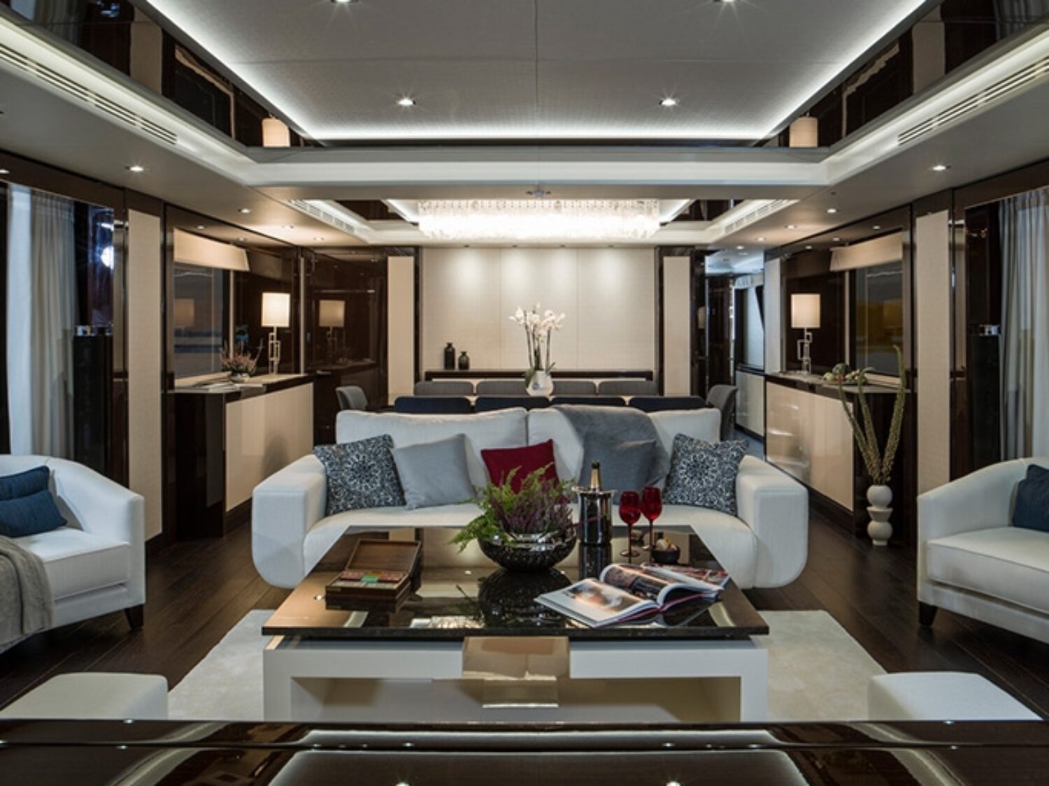 fleur-yacht-charter-yachting-concept-07-1024x512