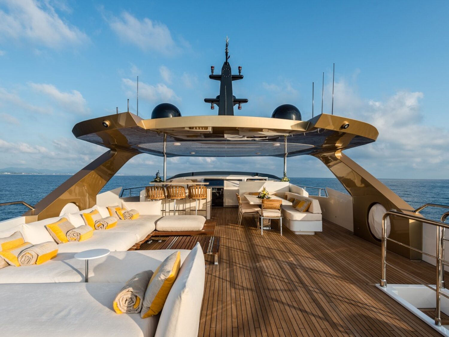 my-taboooftheseas-maiora-yachts-upperdecksunbeds