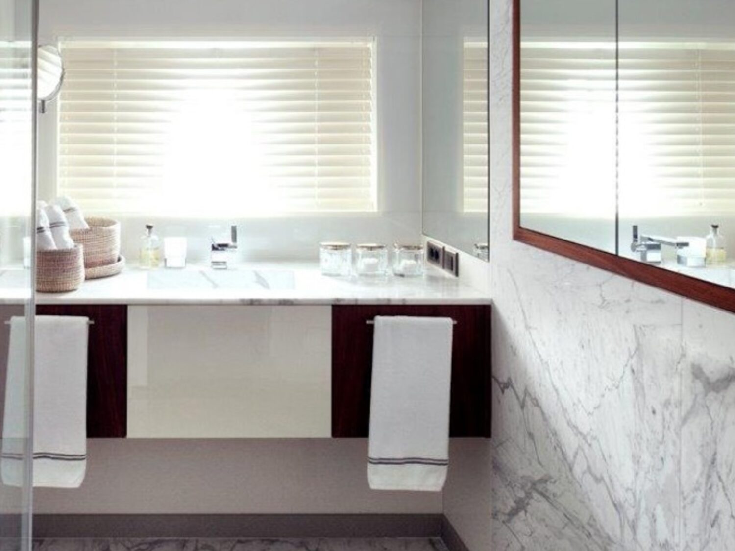 orient-star-yacht-charter-yachting-concept-03-1024x512