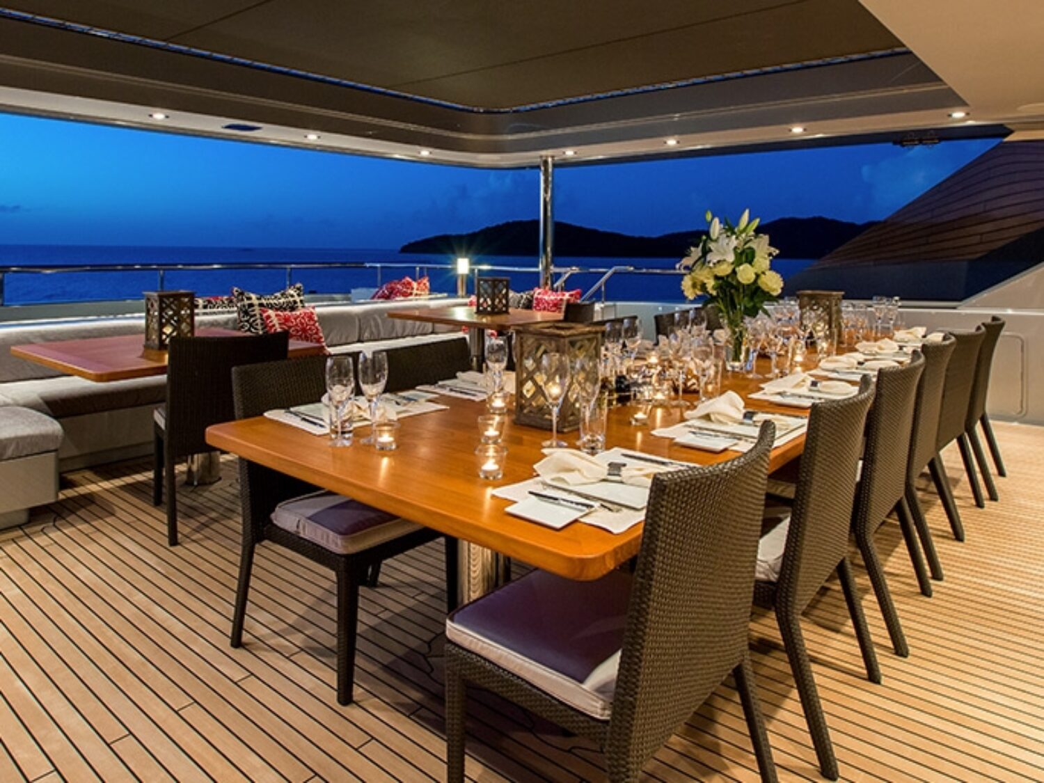 slipstream-yacht-charter-yachting-concept-10-1024x512