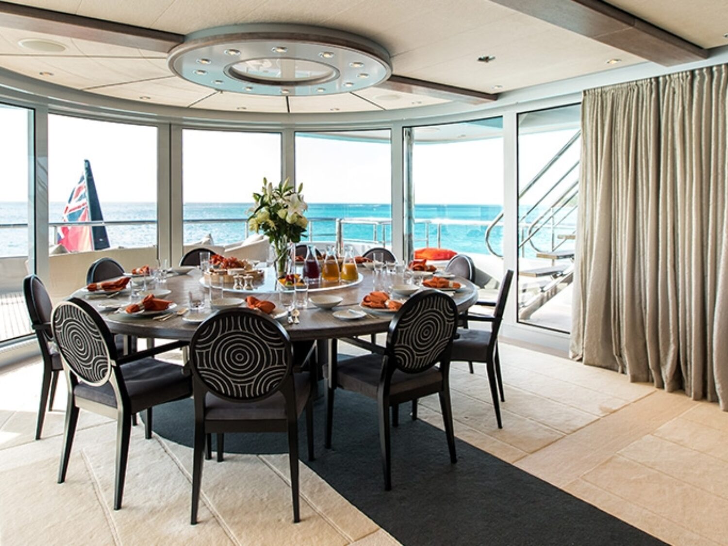slipstream-yacht-charter-yachting-concept-11-1024x512