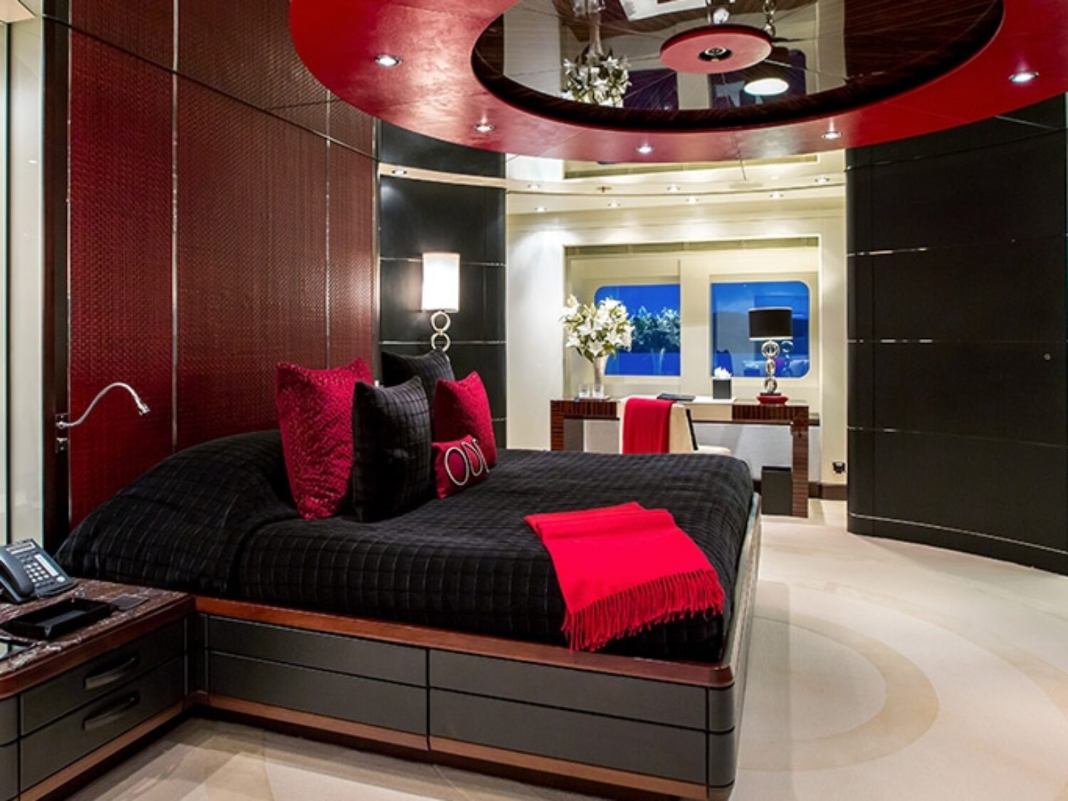 slipstream-yacht-charter-yachting-concept-16-1024x512