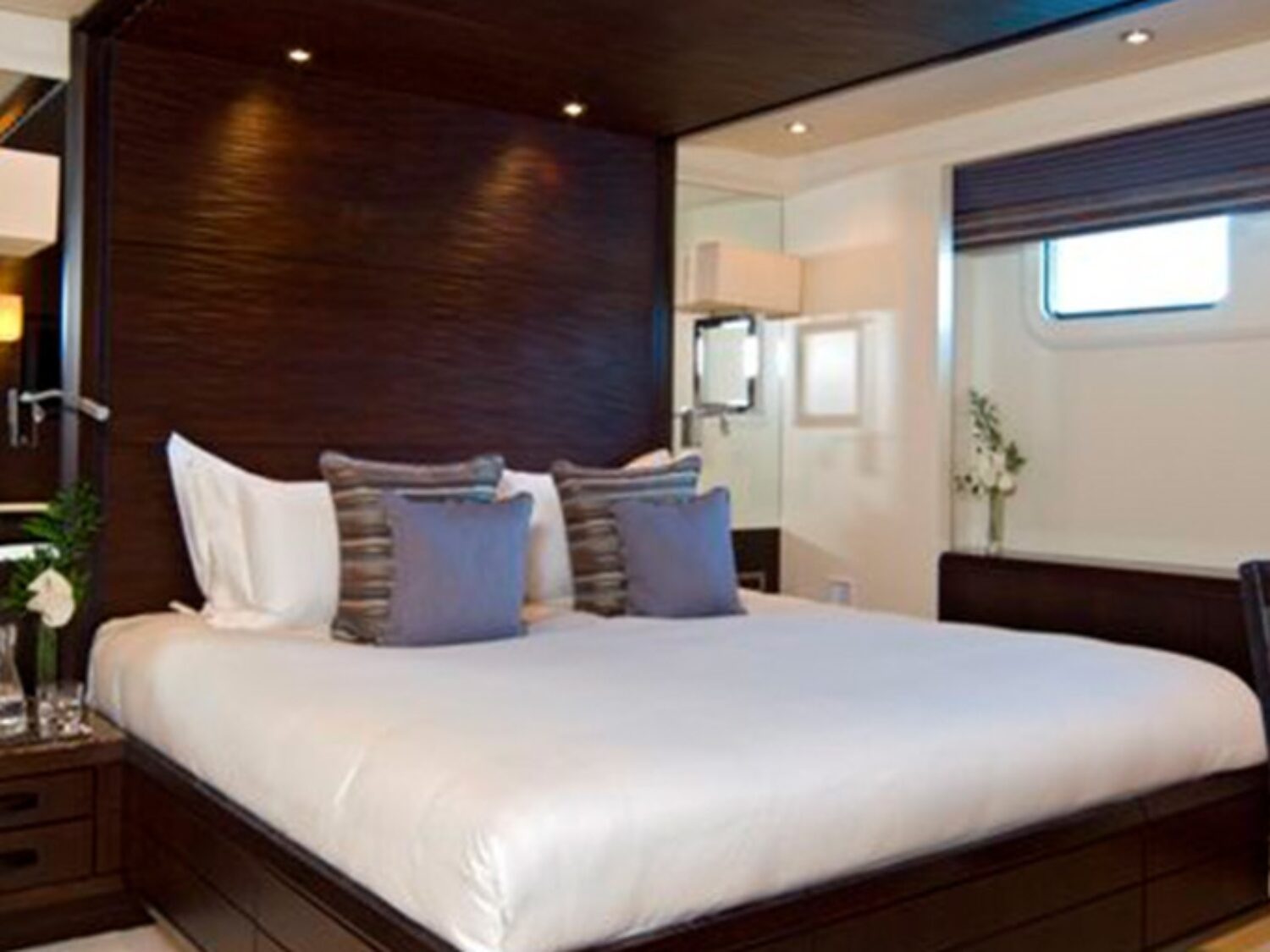 slipstream-yacht-charter-yachting-concept-22-1024x512