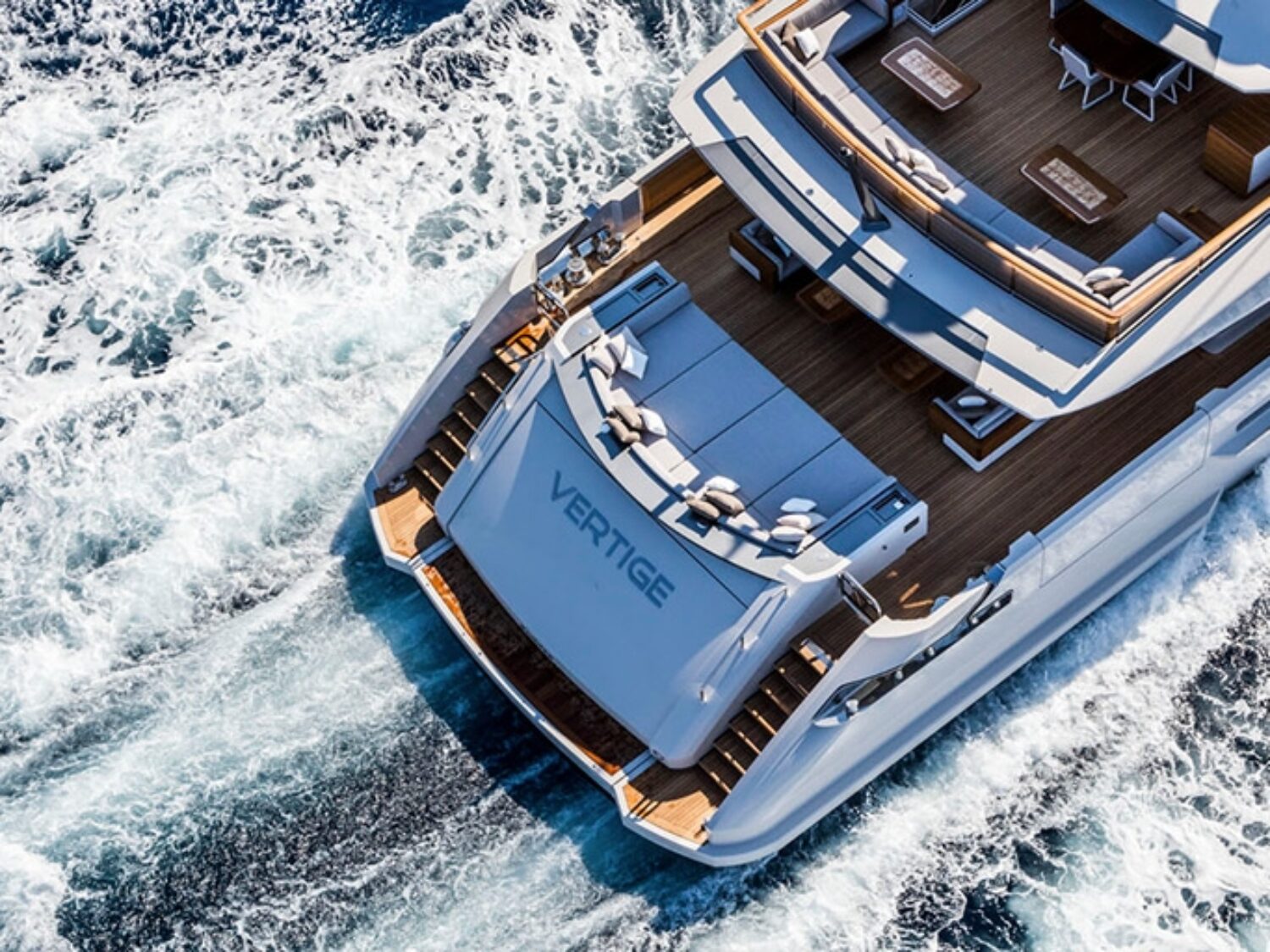 vertige-yacht-charter-yachting-concept-12-1024x512