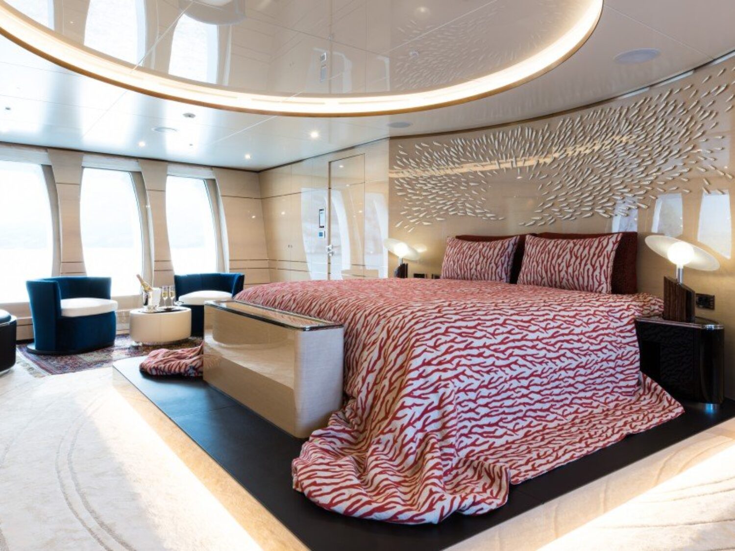 yacht-irimari-interior-08-570ca5a560b5d_v_default_big